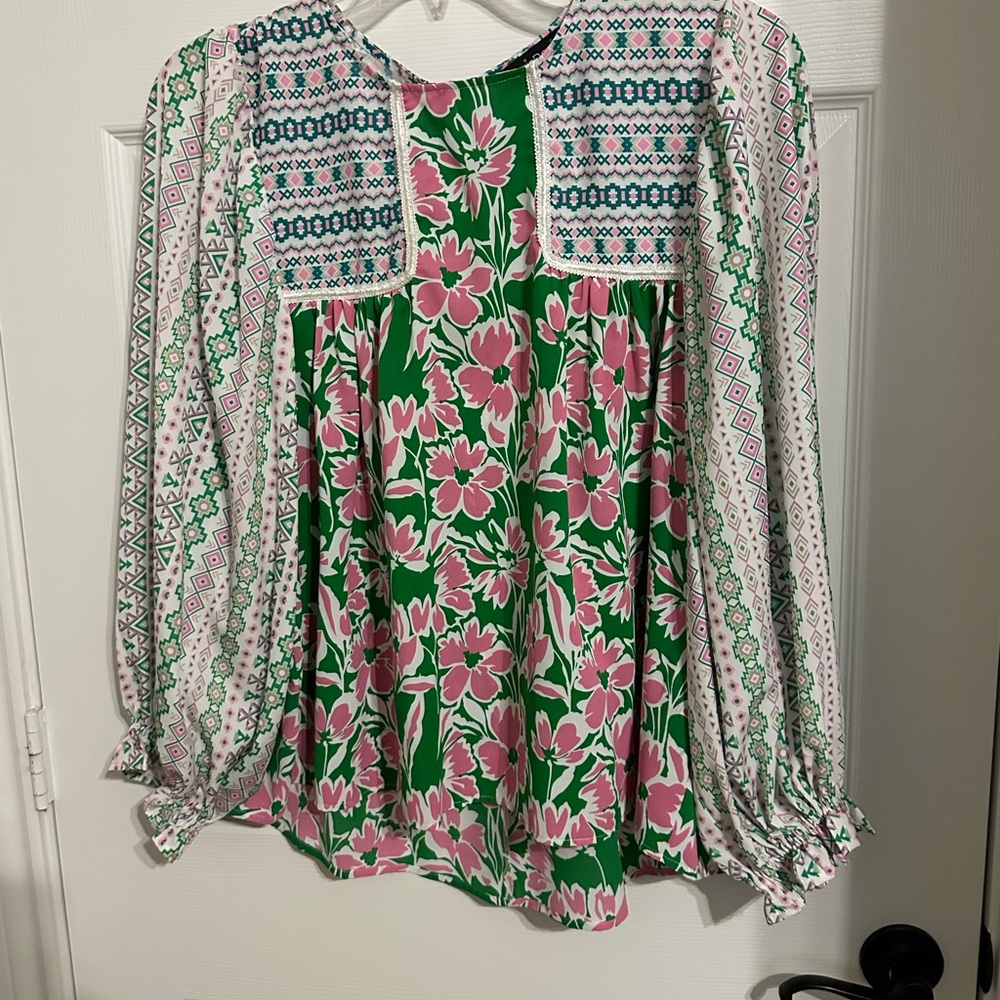 DAVI & DANI Floral Green and Pink Blouse